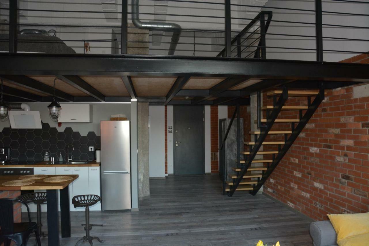 ז'ירארדוב Loftstyle Apartament מראה חיצוני תמונה